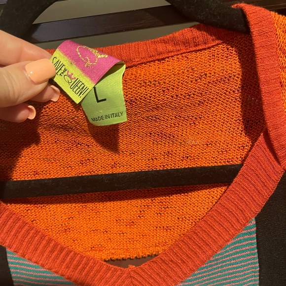 Save The Queen top L - Picture 3 of 4